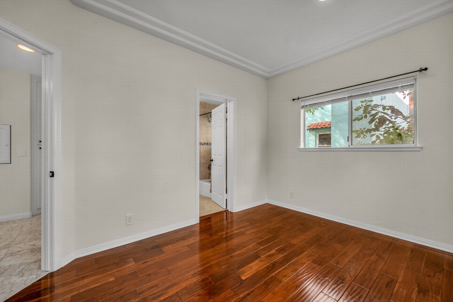 Building Photo - 4113 Highland Ave