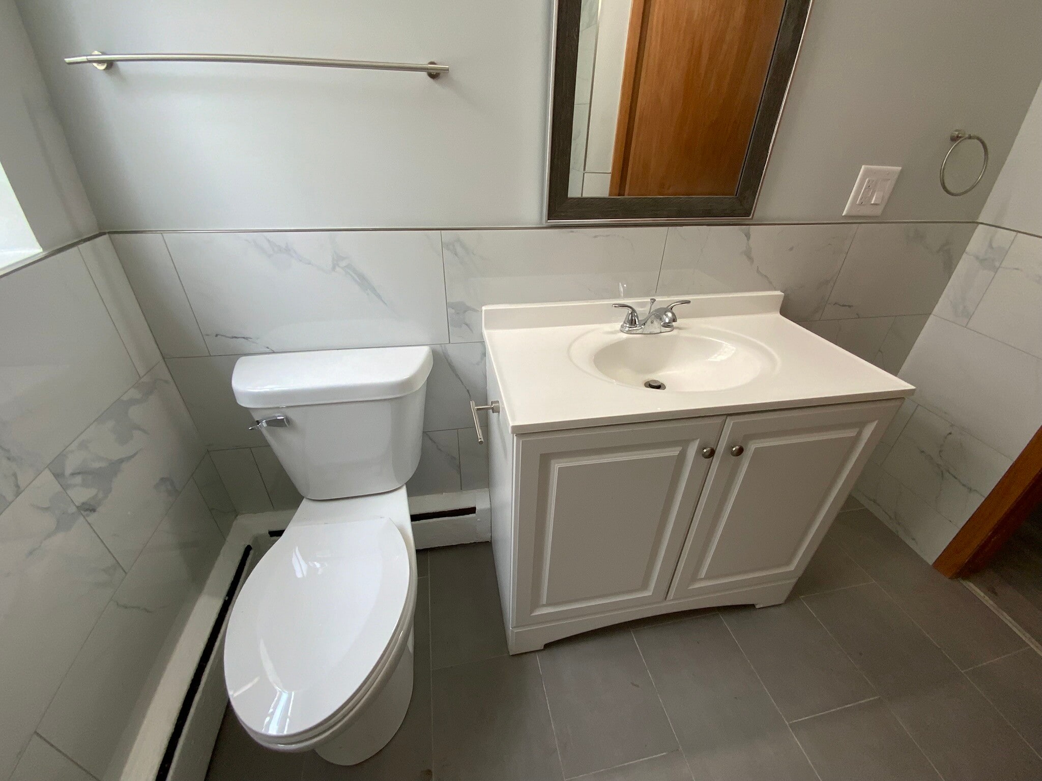 BATHROOM - 2228 W 71st St