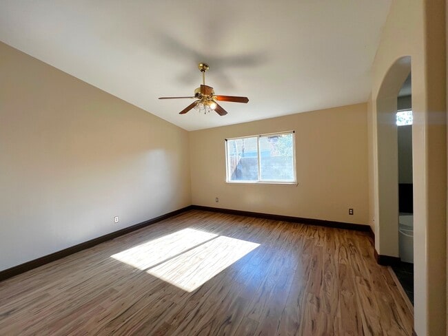 Building Photo - 4211 Rio Viejo Dr