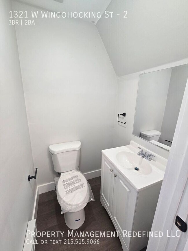 Building Photo - 1321 W Wingohocking St