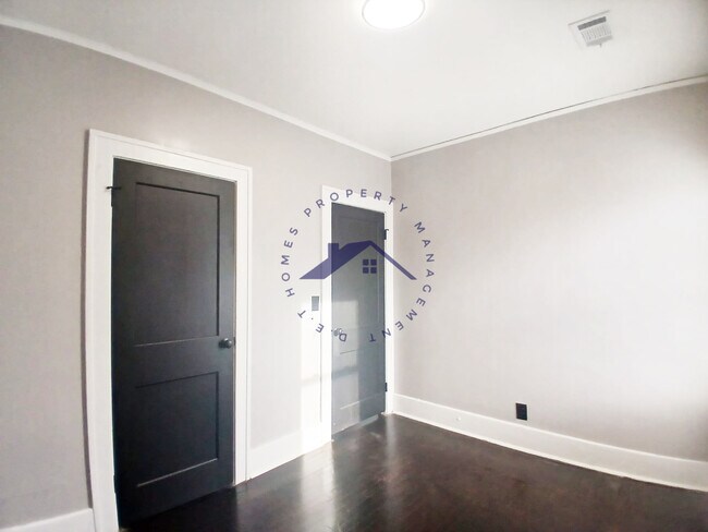 Building Photo - 3877 Garland St