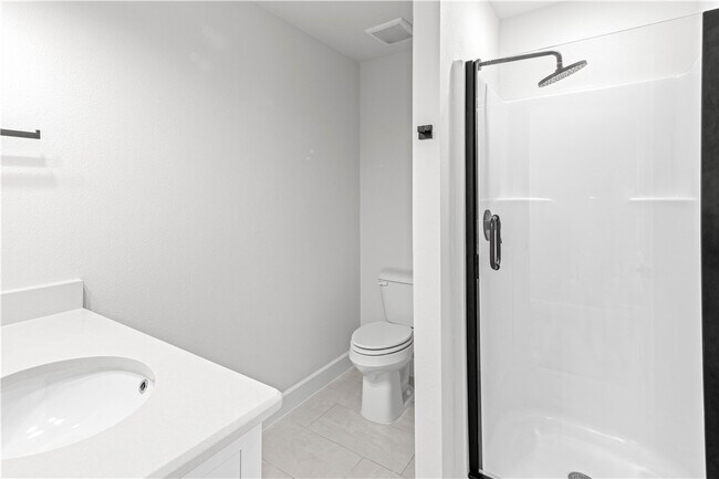 Building Photo - 701 Bronco St