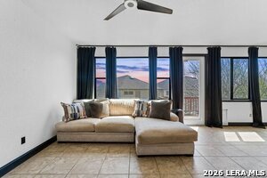 Building Photo - 1346 Nicholas Manor