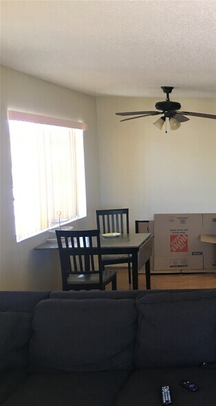 Building Photo - 1704 S Pacific Ave