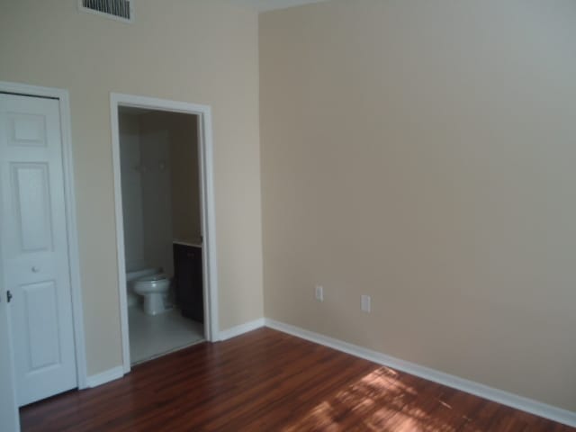 Building Photo - 1320 SE 31st Ct