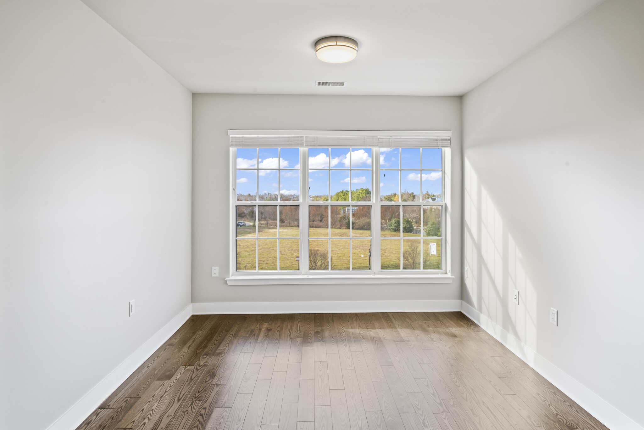 Building Photo - 506 Diamondback Dr