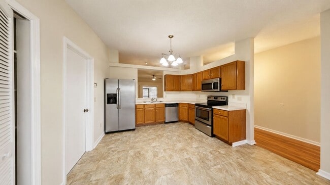 Building Photo - 3 Bedroom Home for Rent in Sunridge Woods – Davenport, FL