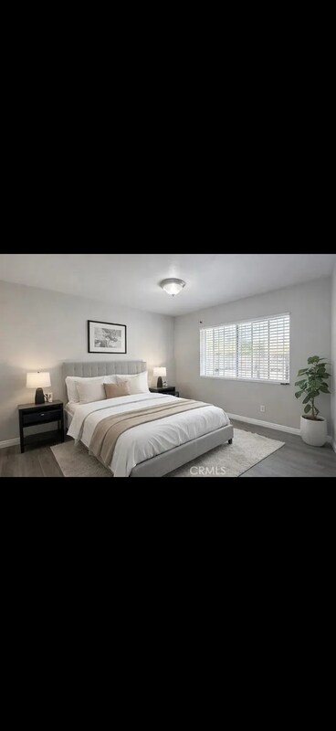 Building Photo - 15375 6th St