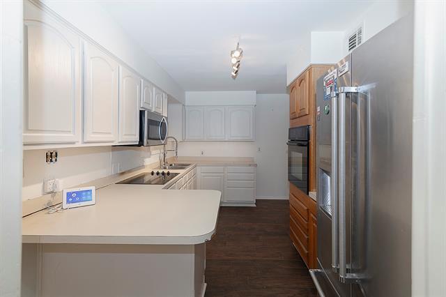 Building Photo - 2014 Peavy Rd