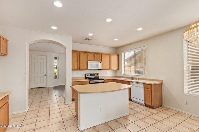 Building Photo - 8353 W Carol Ave