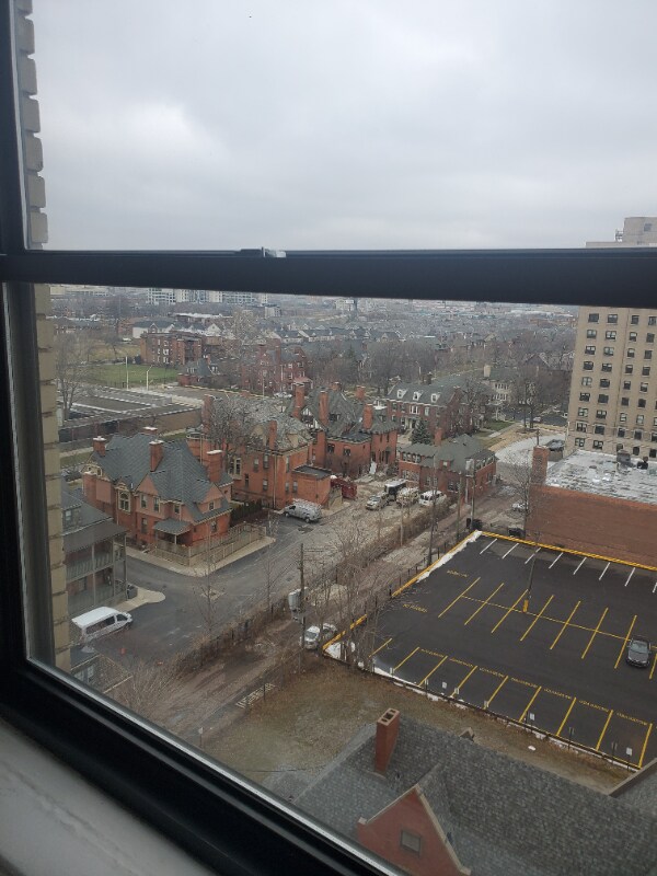 Building Photo - 15 E Kirby St