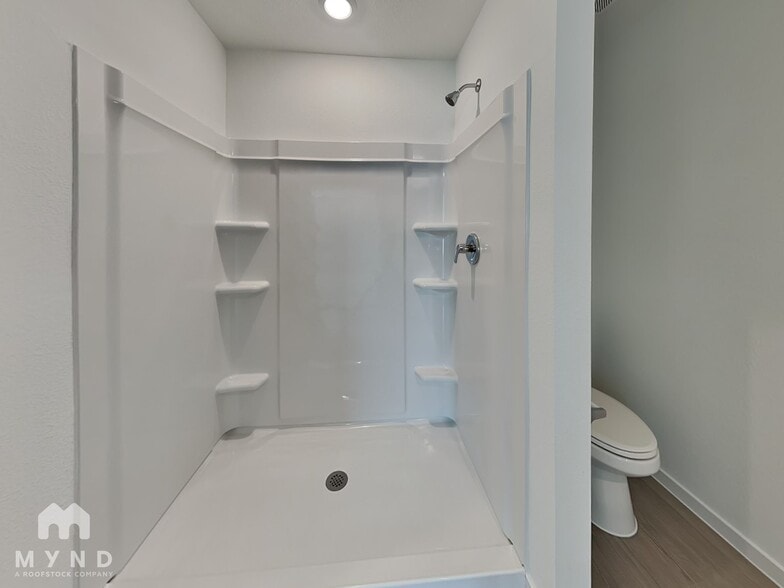 Building Photo - 2057 Belgian Dr