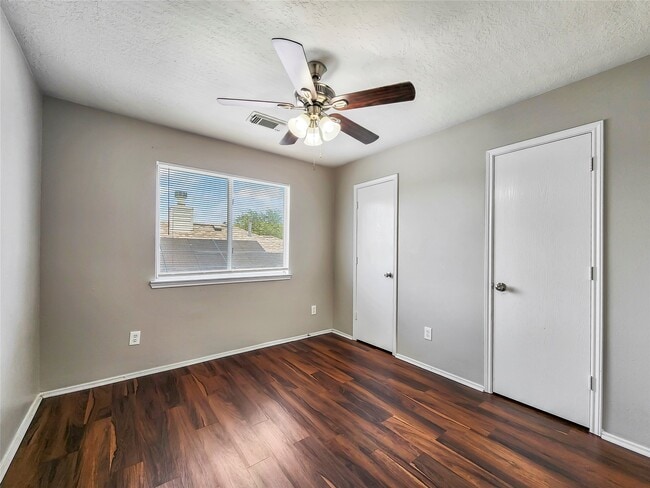 Building Photo - 14007 Marners Ct
