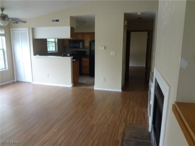 Building Photo - 1304 Stoney Run Trail