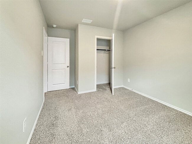 Building Photo - 5544 Flannel Ln
