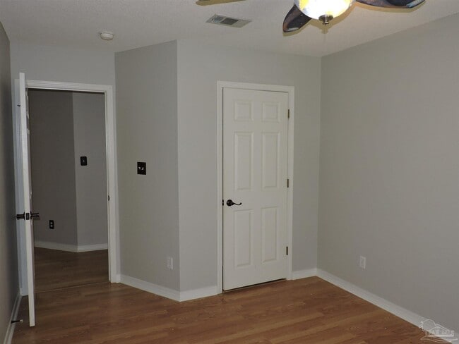Building Photo - 5097 Chinook Ave