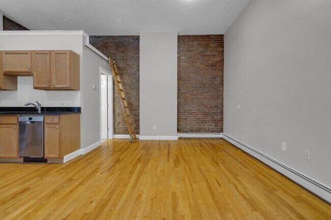 Building Photo - 59 Partridge Ave
