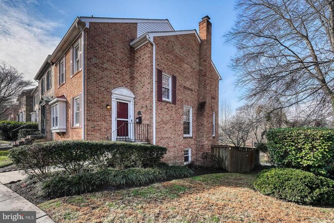 Building Photo - 10246 Arizona Cir