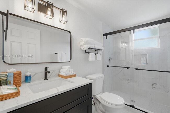 Building Photo - 1590 NW 38th St