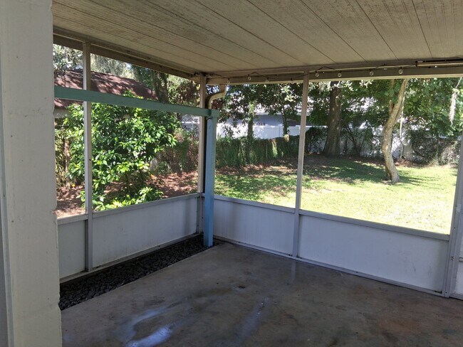 Building Photo - 4827 Edmund Ct