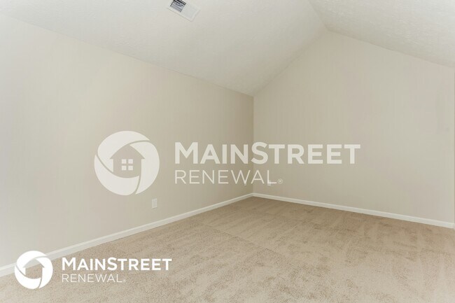 Building Photo - 335 Carriage Lake Ln