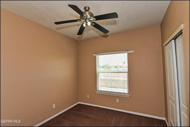 Building Photo - 452 Emerald Pass Ave