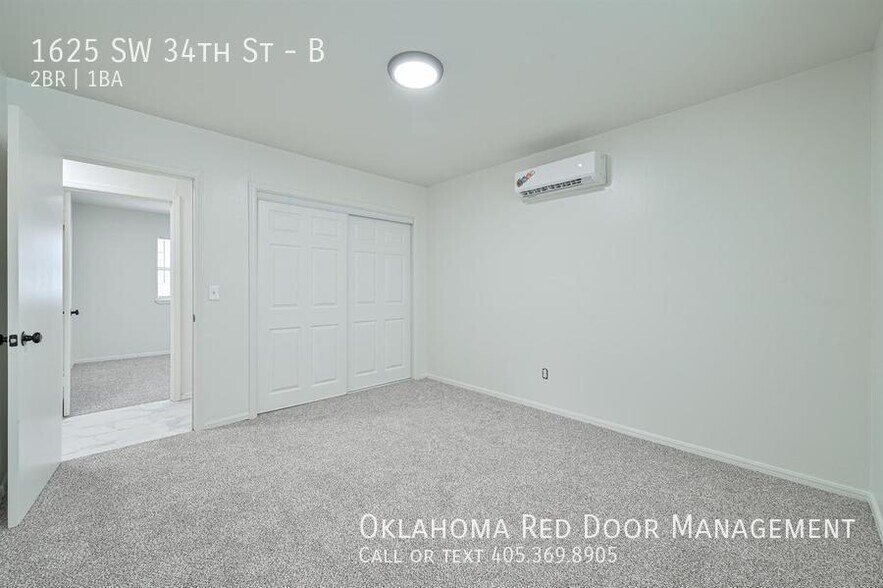 Building Photo - 1625 SW 34th St
