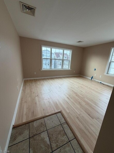 Building Photo - 110-PT112 Redwood Ave