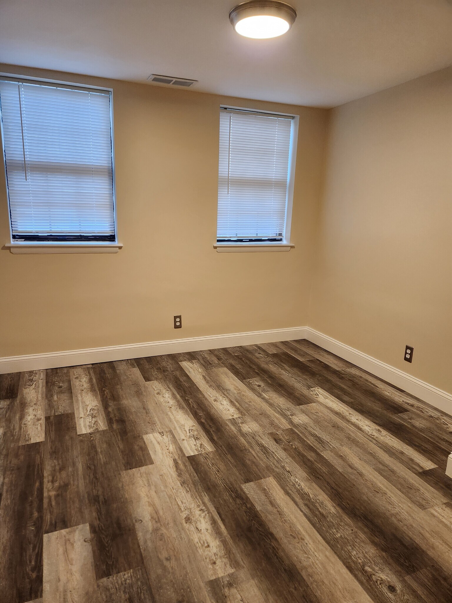 Bedroom - 929 Federal St