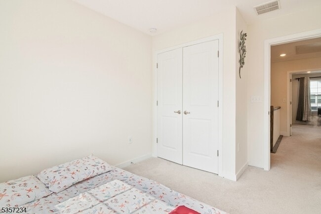 Building Photo - 403 Saratoga Ct