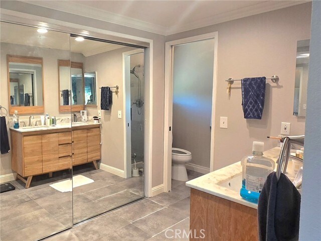 Building Photo - 2200 Camino Rey