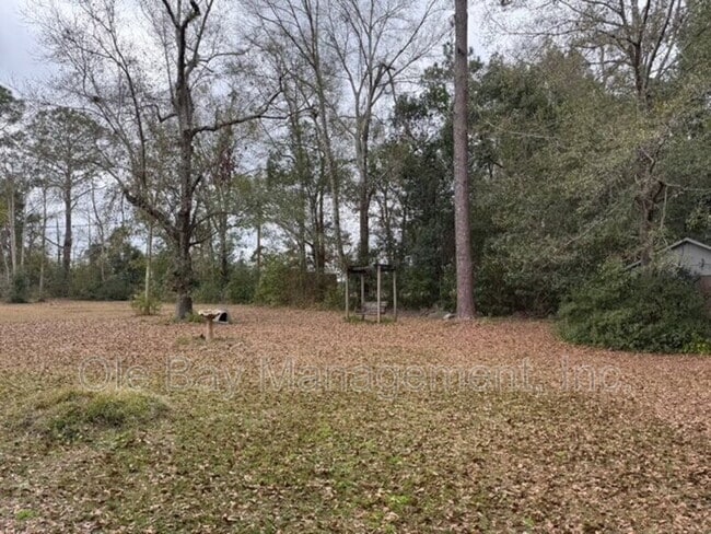 Building Photo - 22067 Stoddard Ave