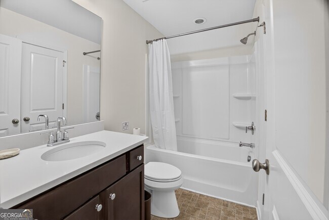 Building Photo - 865 Society Cir