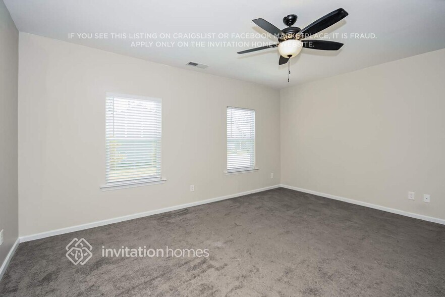 Building Photo - 128 Inman Dr
