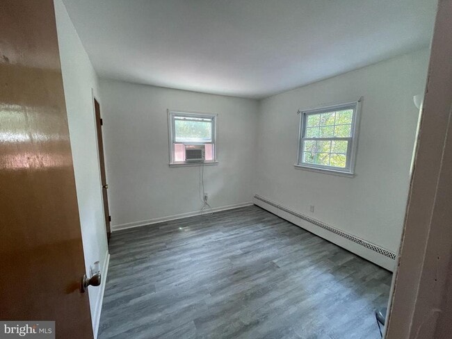Building Photo - 14105 Robinson Ct