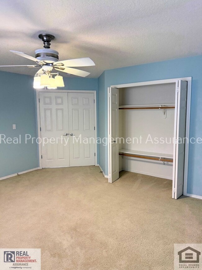 Building Photo - 13611 NW Stonebridge Dr
