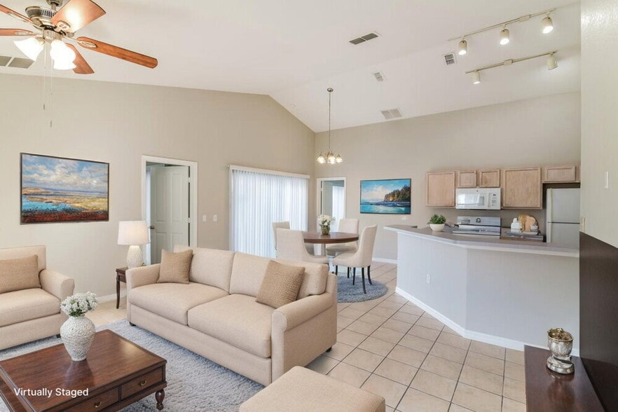 Building Photo - 17305 Woodcrest Way