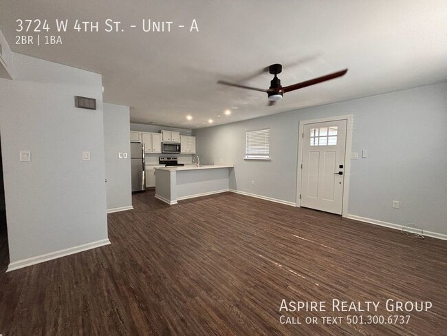 Primary Photo - Newly Renovated, Stifft Station Duplex