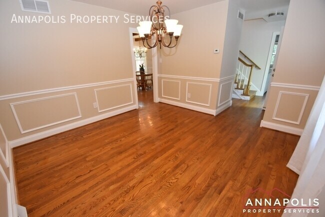 Building Photo - 112 Berrywood Dr