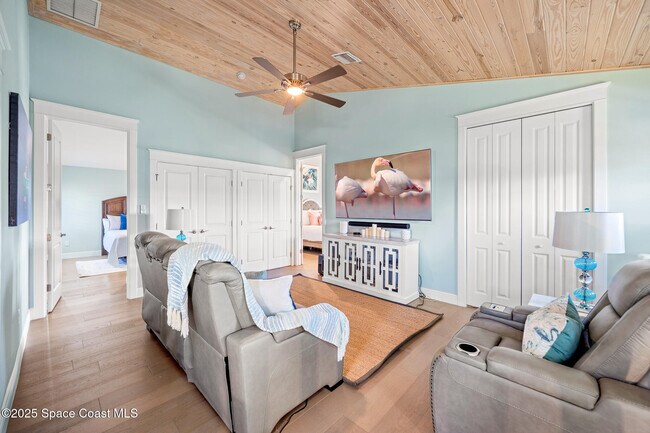 Building Photo - 14 Cottage Ct