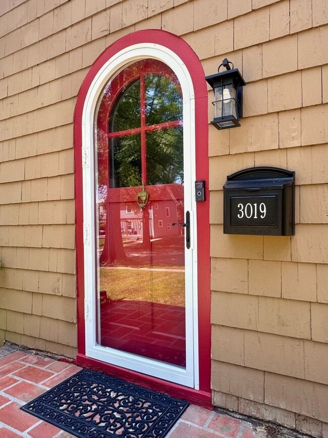 Building Photo - Prestige Rental Opportunity Just Blocks from Coveted Sheridan Blvd