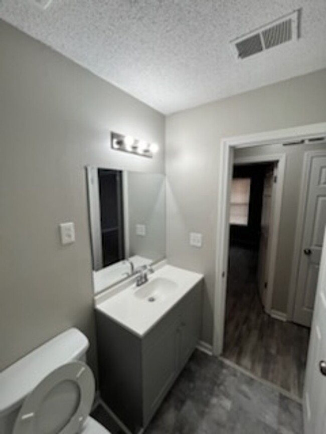 Building Photo - 4 Success is now offering this spacious 3 ...