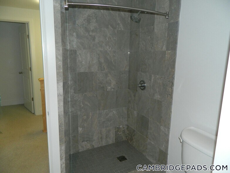 Building Photo - 110 Second St