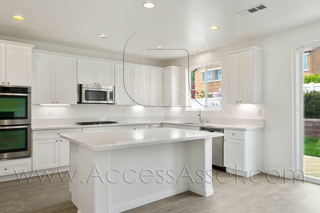 Building Photo - 8036 Englesma St