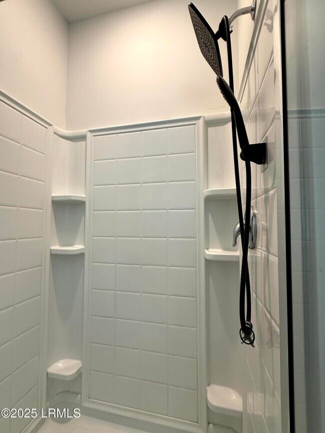 Building Photo - 1069 S Innovation Dr