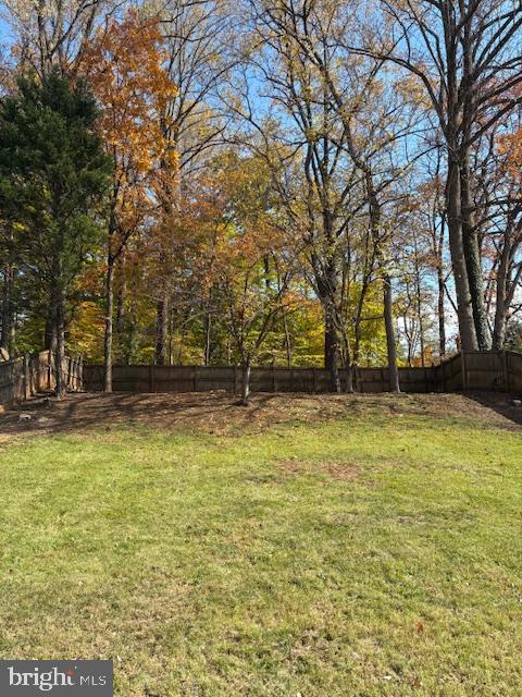 Building Photo - 6135 Rainbow Dr