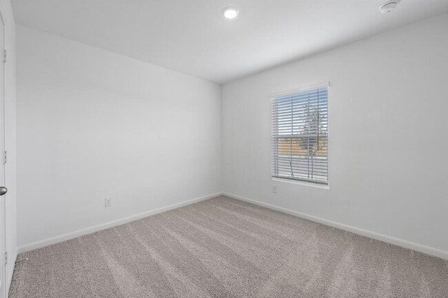 Building Photo - 401 Silent Meadow Run