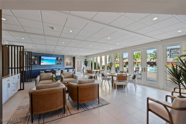 Building Photo - 3420 Gulf Shore Blvd N