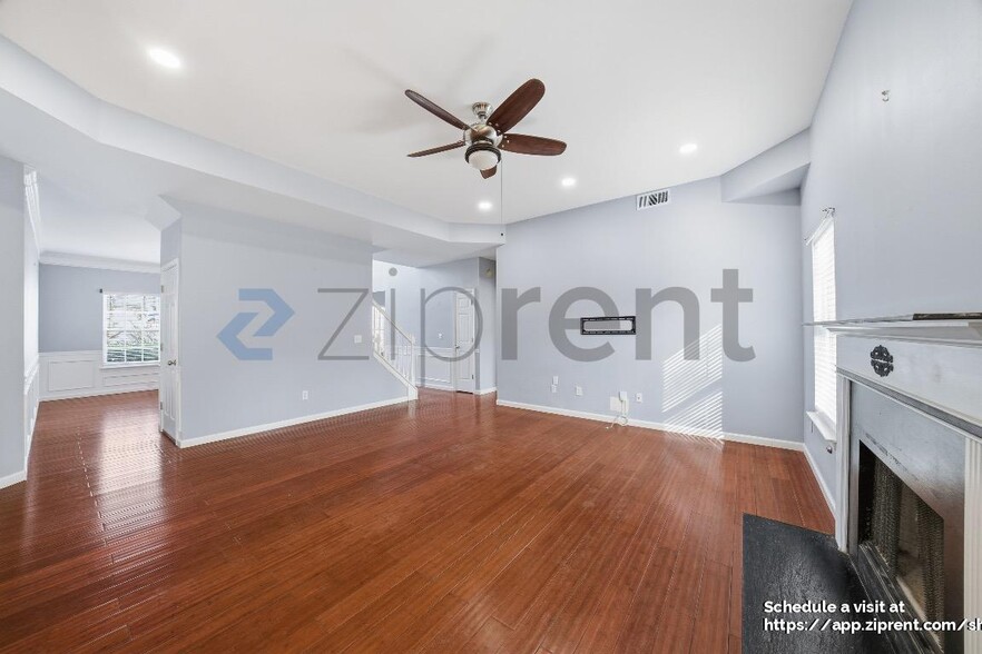 Building Photo - 1305 Rockbass Rd