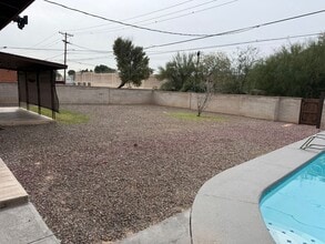 Building Photo - 7252 E Beverly Dr